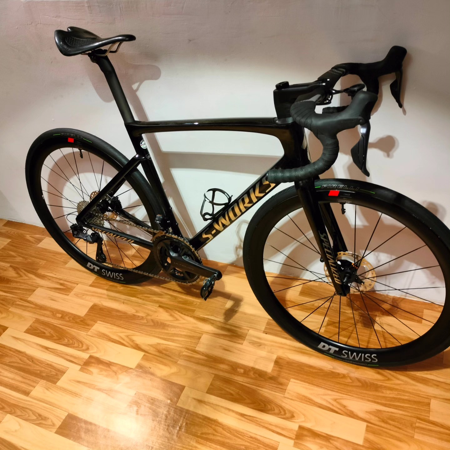 Specialized Tarmac SL7 — finishing kit